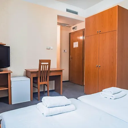Frankfurt 3* Budapest