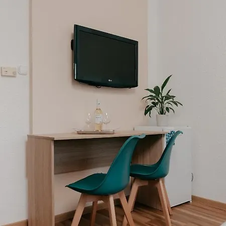 Homoky Bestline 3* Budapeste