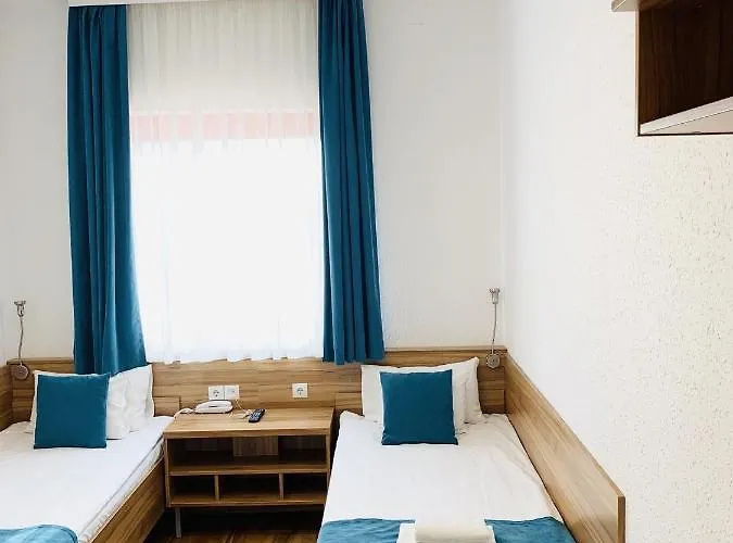 Frankfurt בודפשט