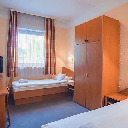 Hotel Frankfurt Budapest